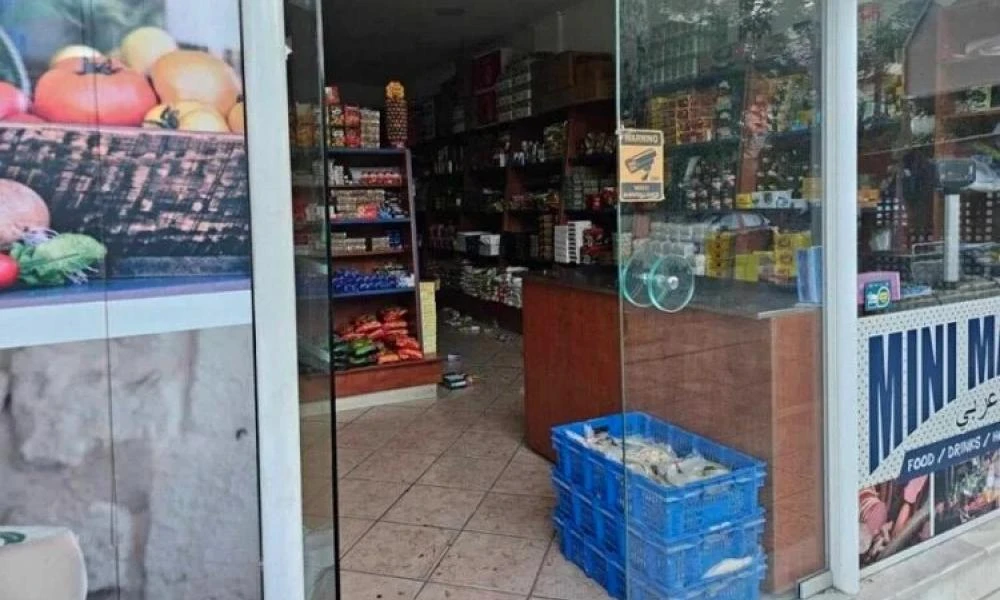 Συγκλονιστικό βίντεο ντοκουμέντο από τους πυροβολισμούς σε μίνι μάρκετ στα Χανιά